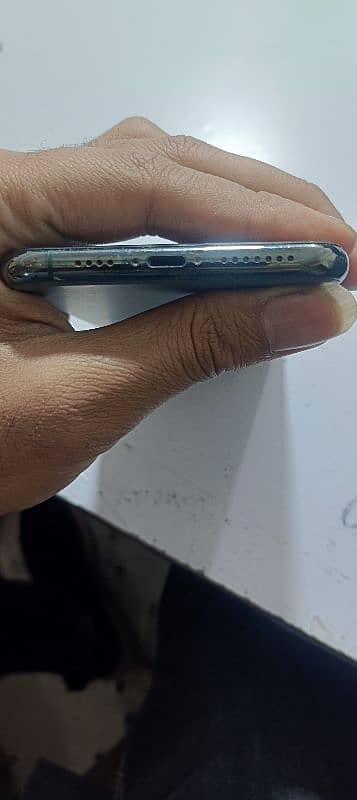 iphone 11 pro max factory unlocked 3