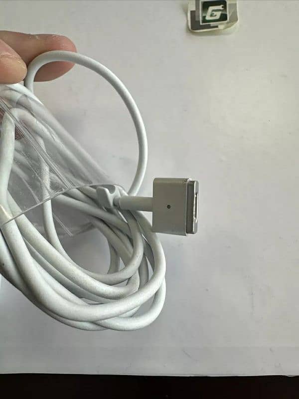 Apple Genuine OEM 45 Watt MagSafe 2 Power Charger White A1436 Used 1