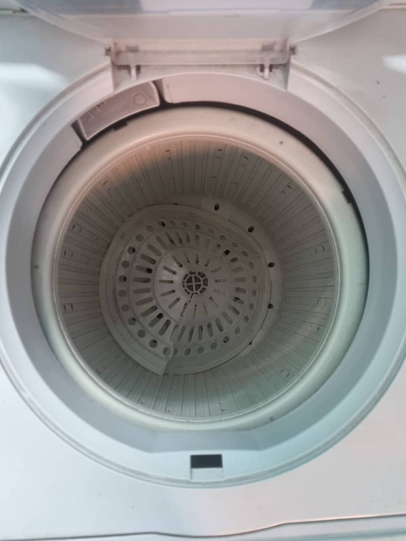 Full size washer & dryer 2