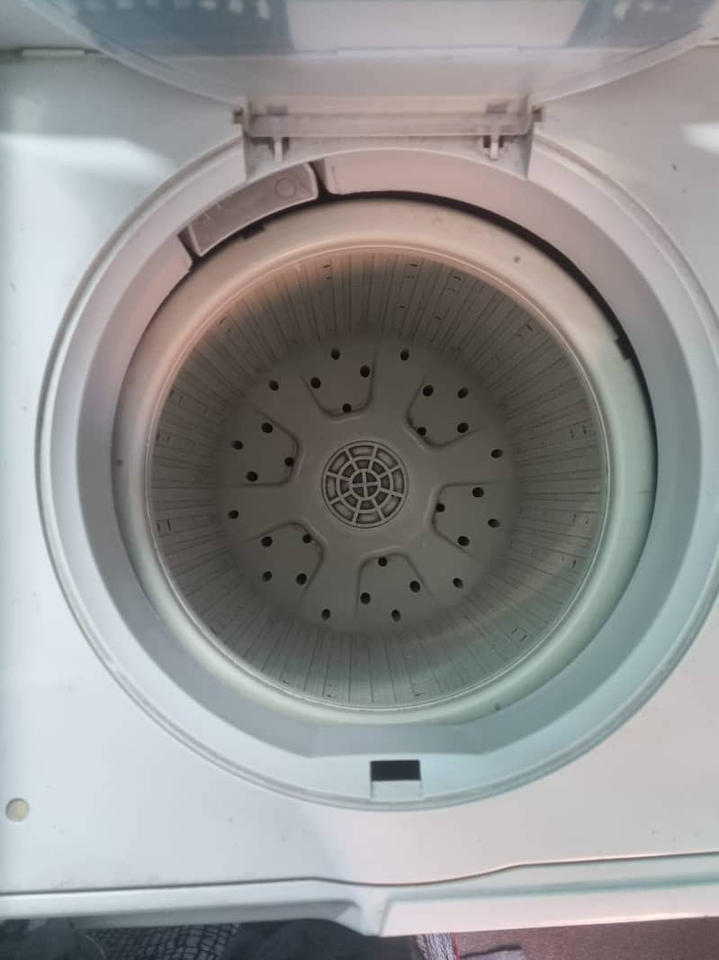 Full size washer & dryer 5