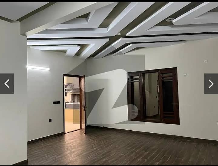 Gulshan-e-Iqbal, Block 1: 240 yds Magnificent double storey bungalow for sale Double storey construction: Spacious and beautiful bungalow of 240 yards. 11