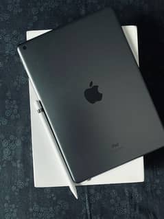 Apple iPad 9th Gen 256GB + Stylus (Pressure-Sensitive)