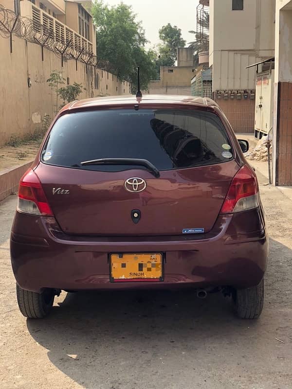 Toyota Vitz 2010 1