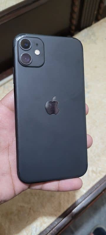 Iphone 11 10/10 condition 1