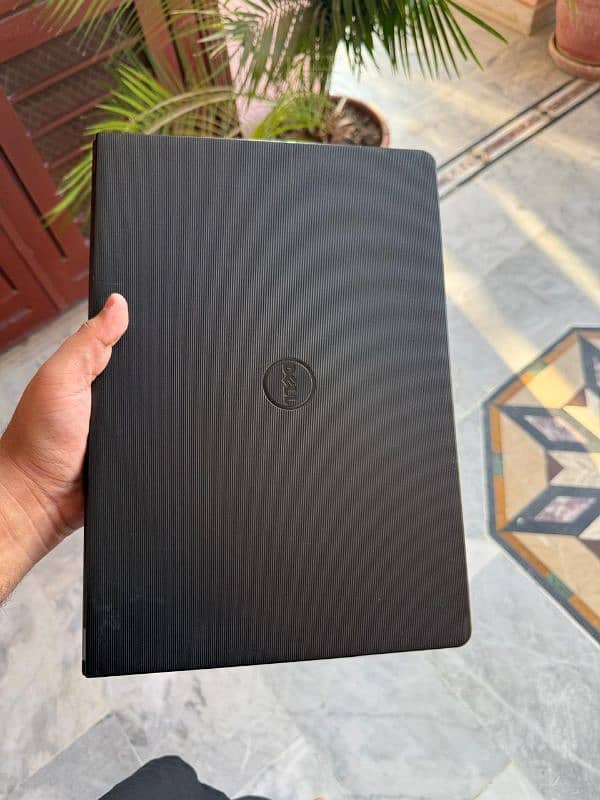 Dell Laptop 6