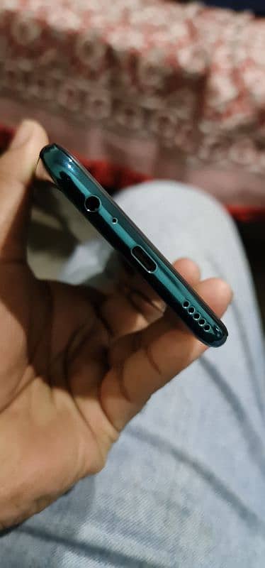 Huawei Y9 prime 4