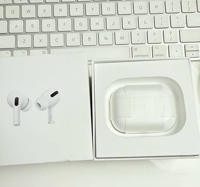 Airpods pro 1st Generation like new for sale 0