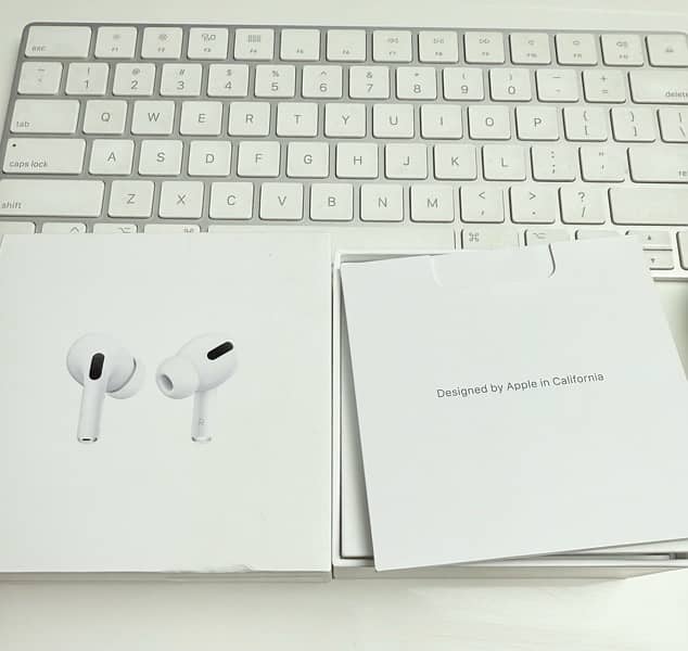 Airpods pro 1st Generation like new for sale 7