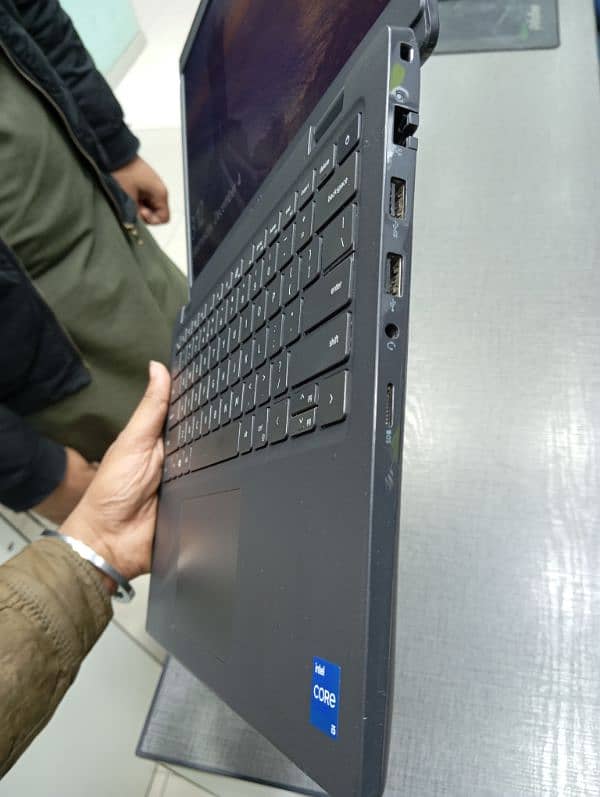 Dell latitude i5 11th generation 11