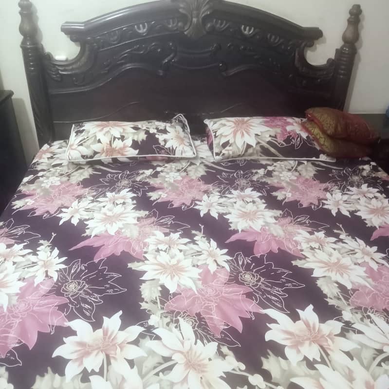 Taliwood bed set 1