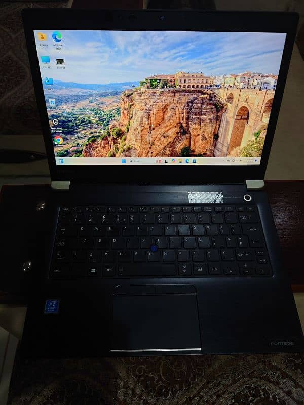 Toshiba portage i5 8th gen | Light weight 2