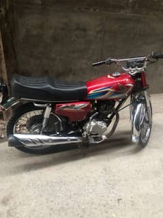 Honda 125 for sale new condition