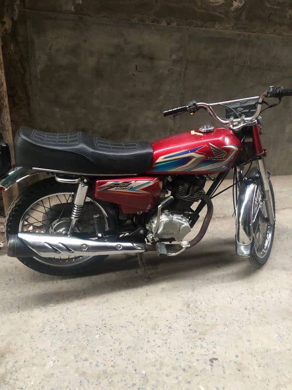 Honda 125 for sale new condition 1