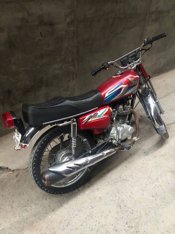 Honda 125 for sale new condition 3