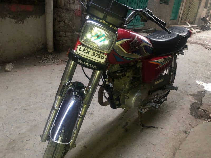 Honda 125 for sale new condition 5