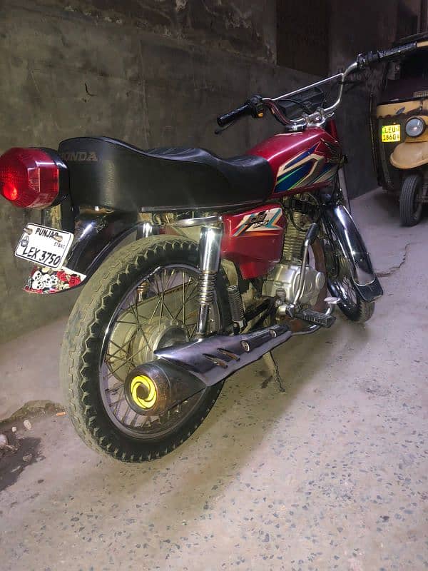 Honda 125 for sale new condition 6