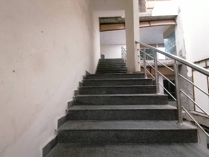 2nd Floor 144 Square Feet Shop For sale In Model Town Link Road Lahore 3