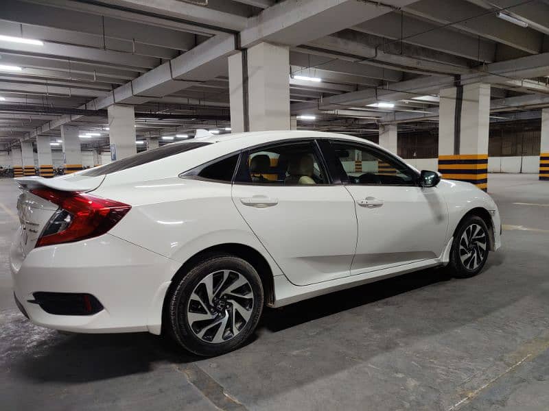 Honda Civic Oriel 2017 3