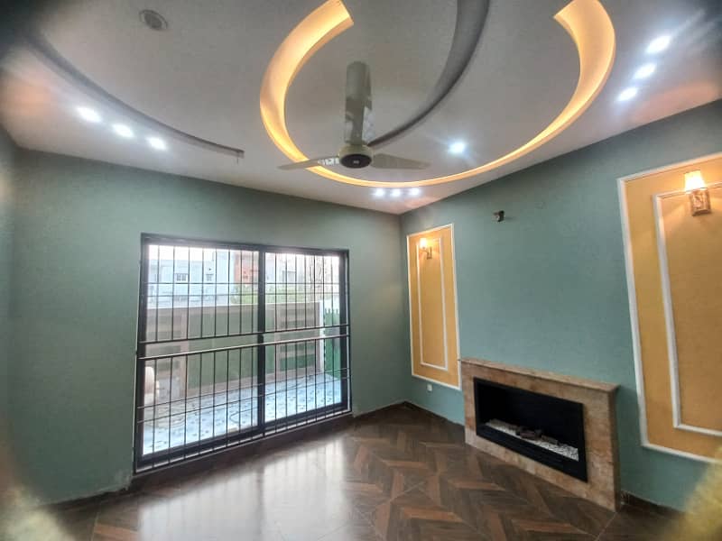 12 Marla Brand New First Entry Stylist House For Rent Available In Valencia Housing Society Lahore 4