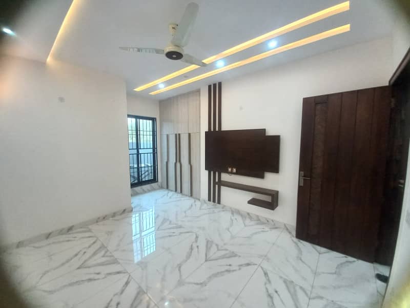 12 Marla Brand New First Entry Stylist House For Rent Available In Valencia Housing Society Lahore 10