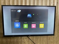 Almost New 32” TCL Standard Full HD LED for sale