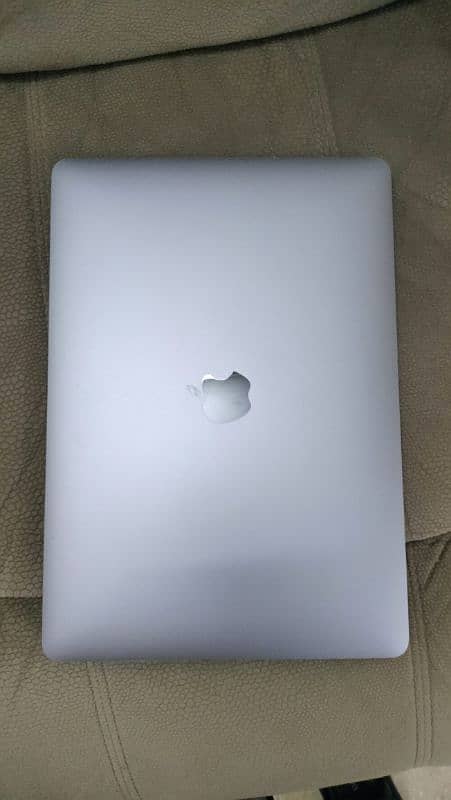 MacBook Pro 1