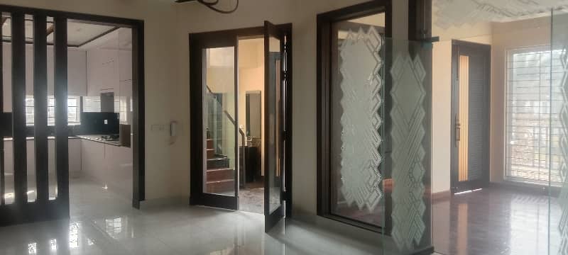 corner 13 marla house available for sale in citi Housing sialkot 16