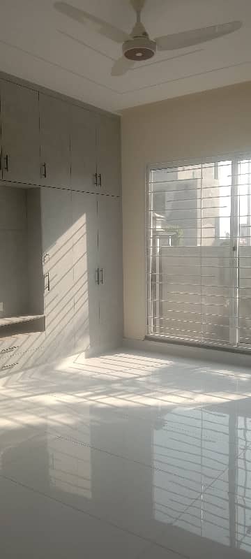 corner 13 marla house available for sale in citi Housing sialkot 27