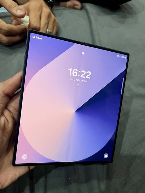 SAMSUNG Z FOLD 6 (PTA APPROVED) 7