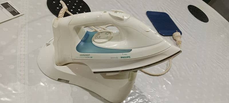 Imported Steam iron for sale 2