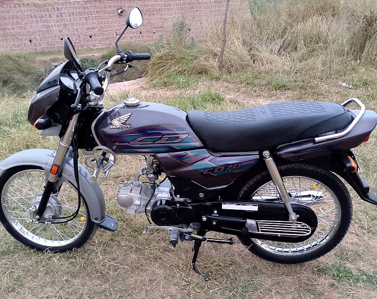 Honda CD 70 2024 5