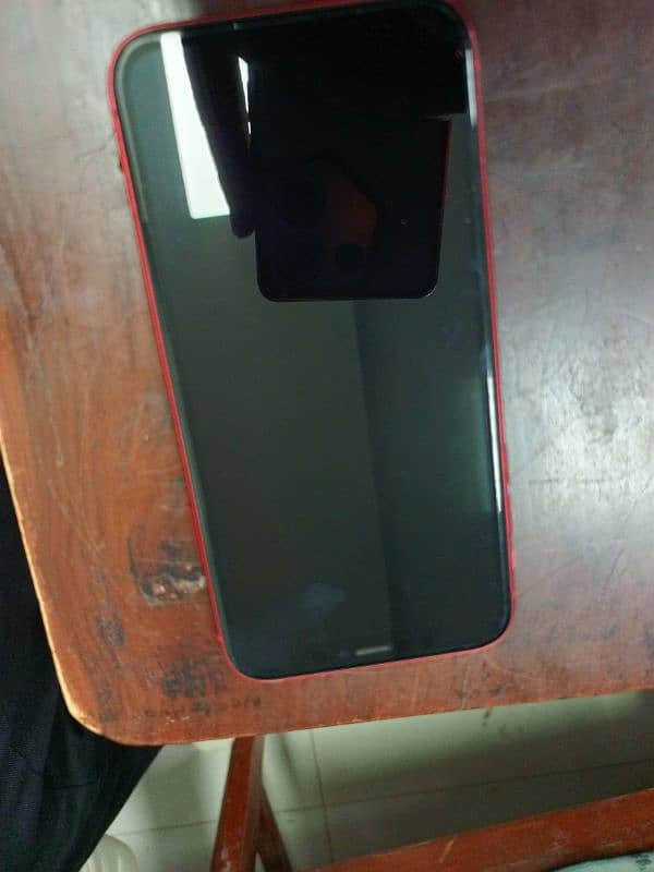 Iphone 11 Red Non Pta (64GB) 3