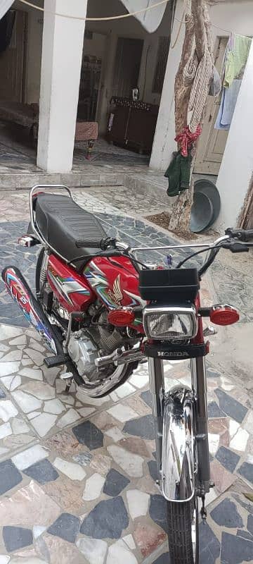 23 model 125 kickstart urgent sell 4