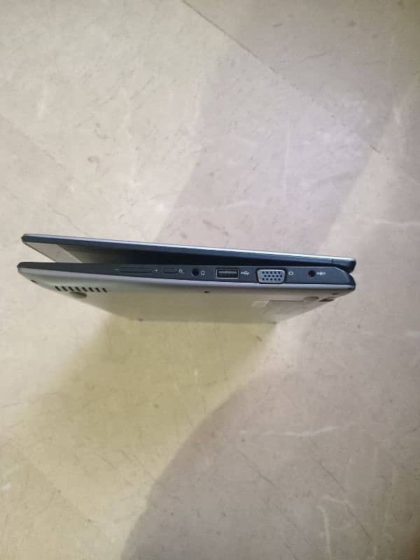 haier y11c laptop with charger and stylus 3