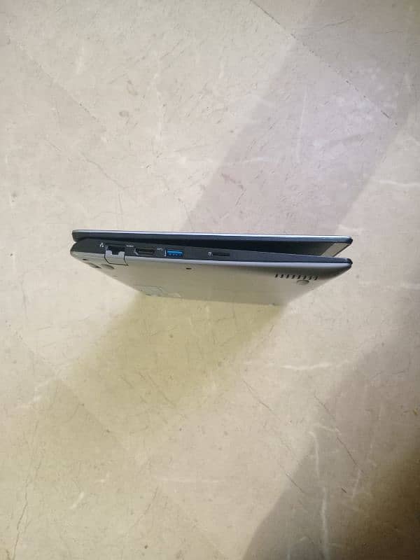 haier y11c laptop with charger and stylus 4