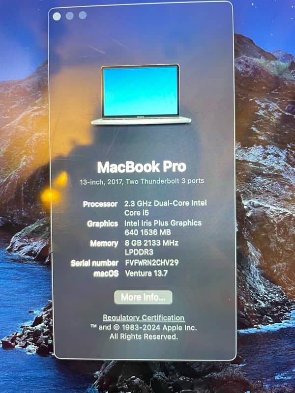 MACBOOK PRO 2017 256GB 8GB RAM 5