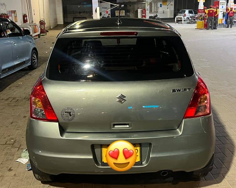 Suzuki Swift 2012 1