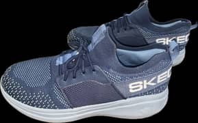 Skechers