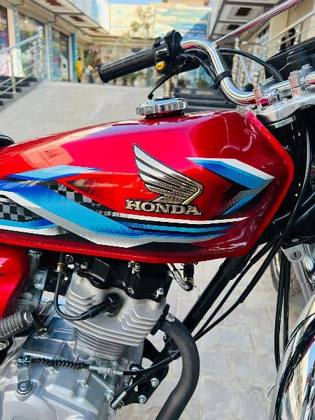 Fresh VIP condition Honda bike for sale 7