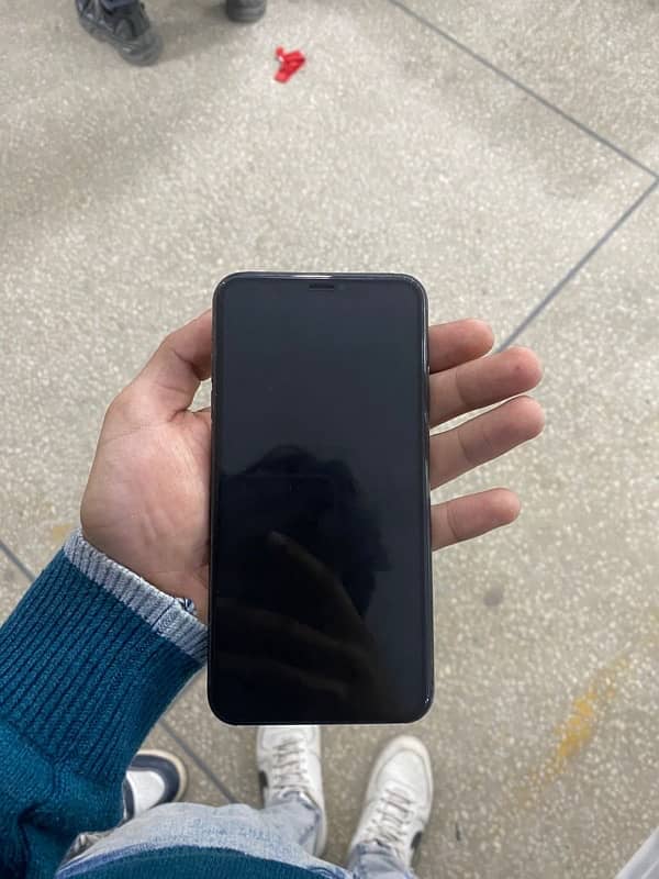 iPhone XS Max 64 GB non pta condition 10 by 10 5