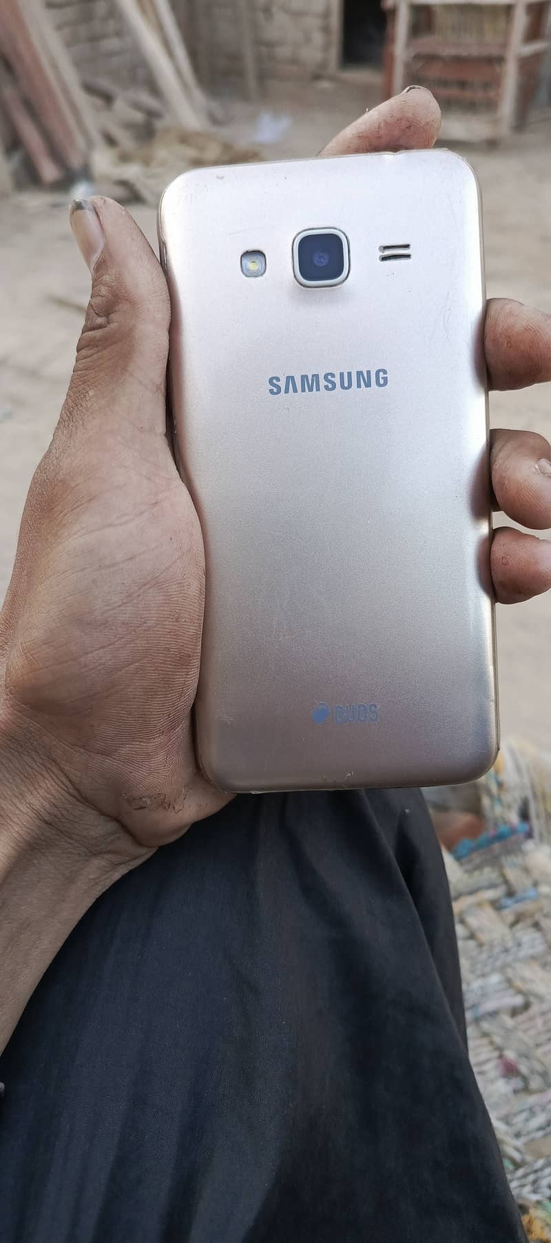 Samsung J3 4G Mobile 3