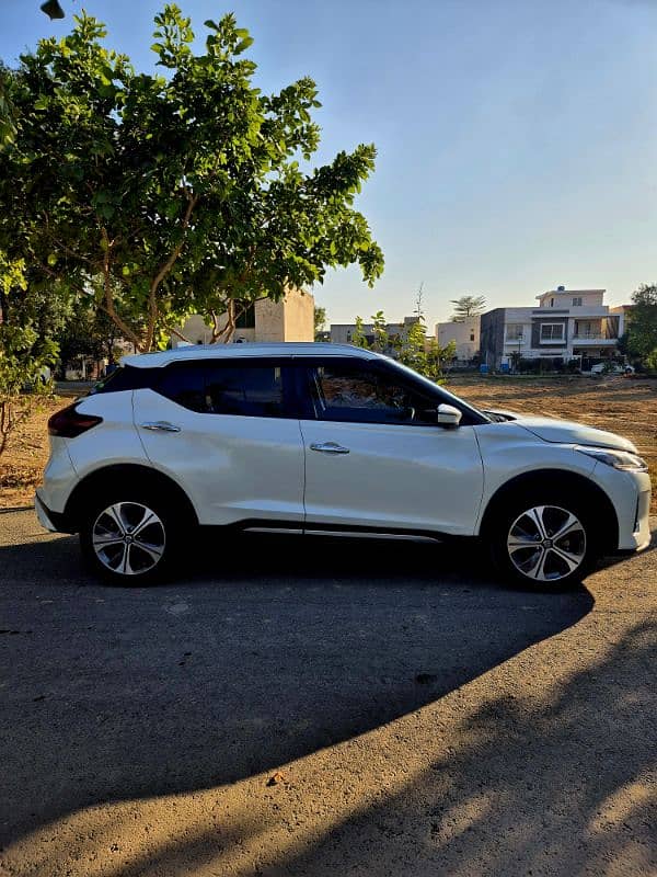 Nissan Kicks XV 4