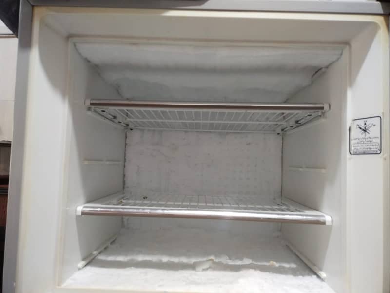 Dawlance Fridge, v. Good Condition 2