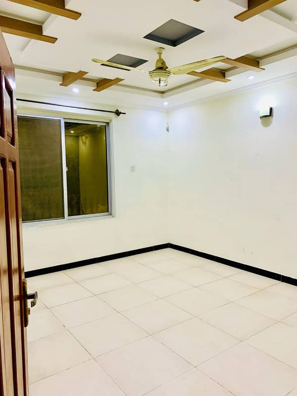 8 Marla Upper Portion For Rent 8