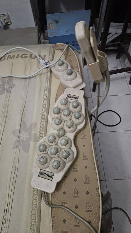 electric therapy and massager bed with 3