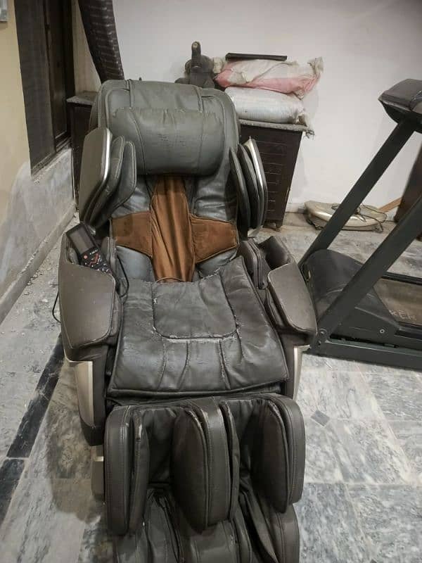 Massaging Chair 2