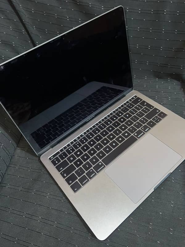 The MacBook Pro 2016 (15-inch) with 8GB RAM 2