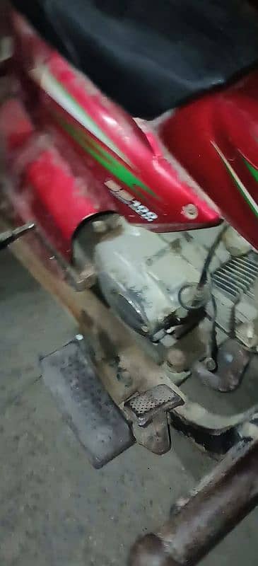 100 cc Loder Raksha available for rent 1