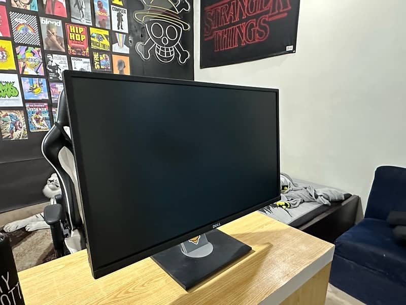 Dell flat panel p2717h " 27 inch " IPS Monitor for sale ! 1