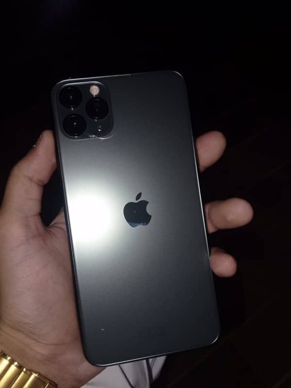 iPhone 11 pro max 4